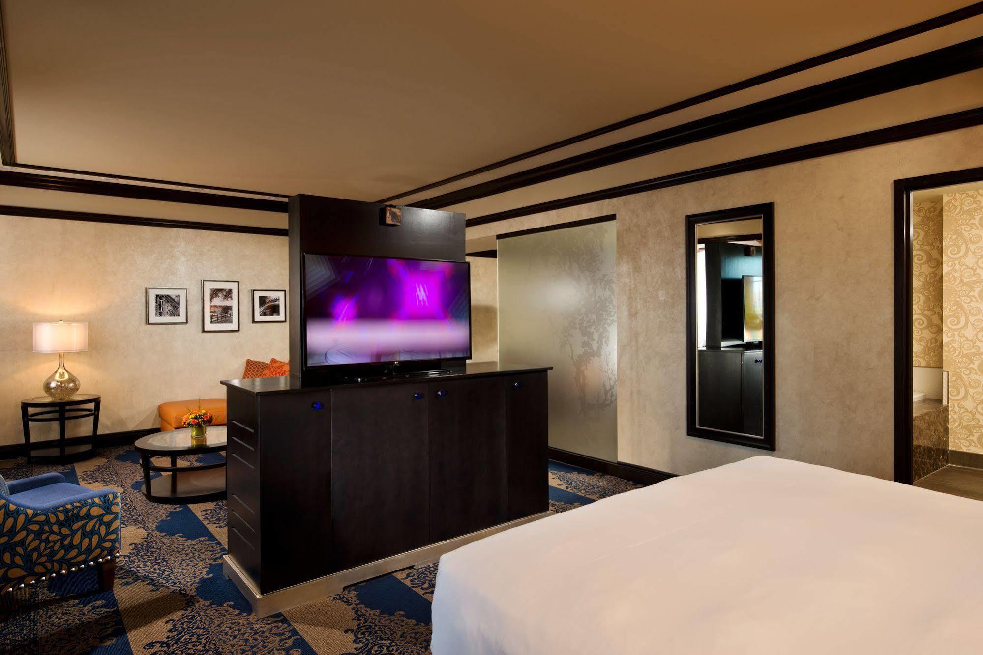 Saratoga Casino Hotel ซาราโทกาสปริงส์ ภายนอก รูปภาพ